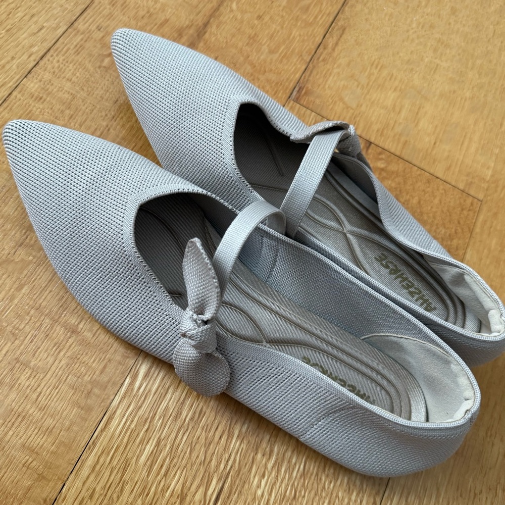 Women's Beige Pointed-Toe Mary Jane Knit Flats With Bow, Size 9 - Picture 5 of 14
